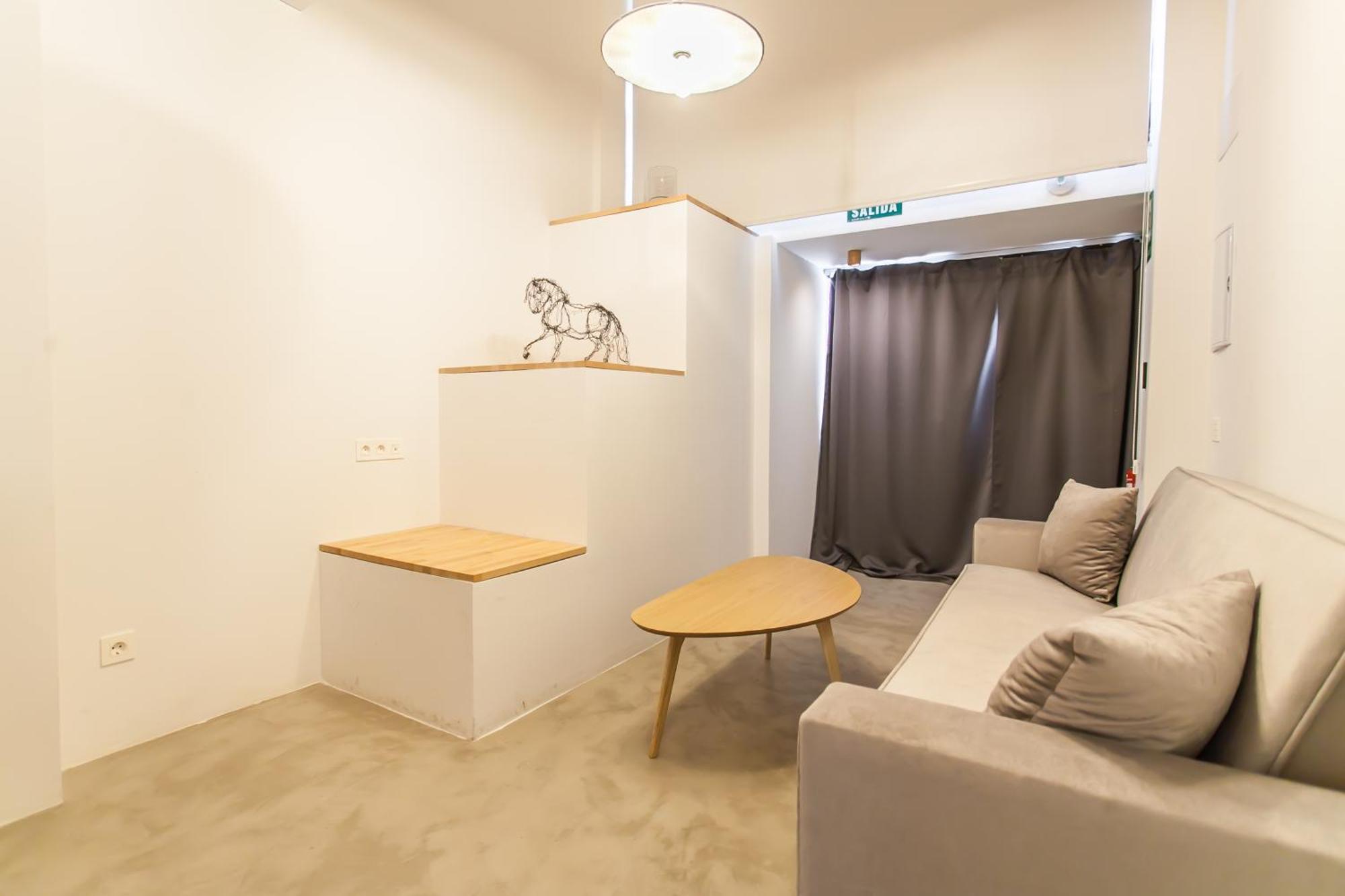 Guernica Luxury Duplex - Location, Light, And Art Appartement Madrid Buitenkant foto