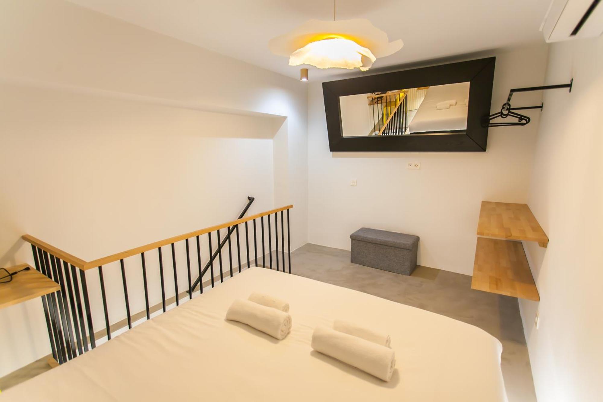 Guernica Luxury Duplex - Location, Light, And Art Appartement Madrid Buitenkant foto