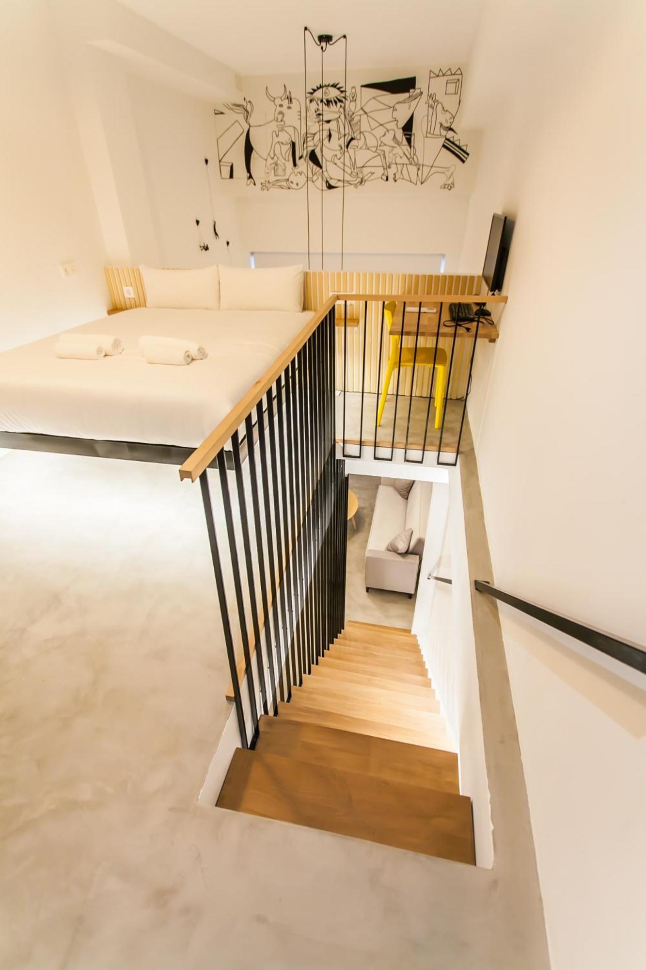 Guernica Luxury Duplex - Location, Light, And Art Appartement Madrid Buitenkant foto